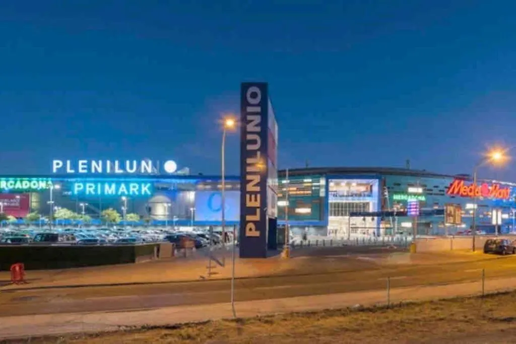 P4 Madrid Airport, Estadio Civitas, Ifema, Barajas Y Rejas Spain