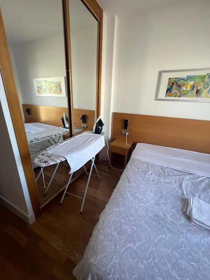 Apartment P4 Madrid Airport, Estadio Civitas, Ifema, Barajas Y Rejas